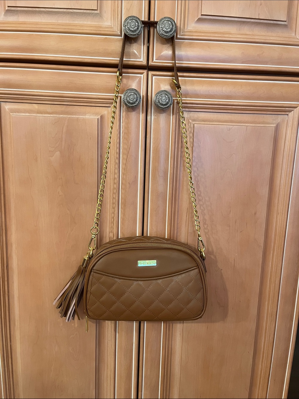 Joy Iman great cross body travel bag room for 8 cc cards middle zip for change